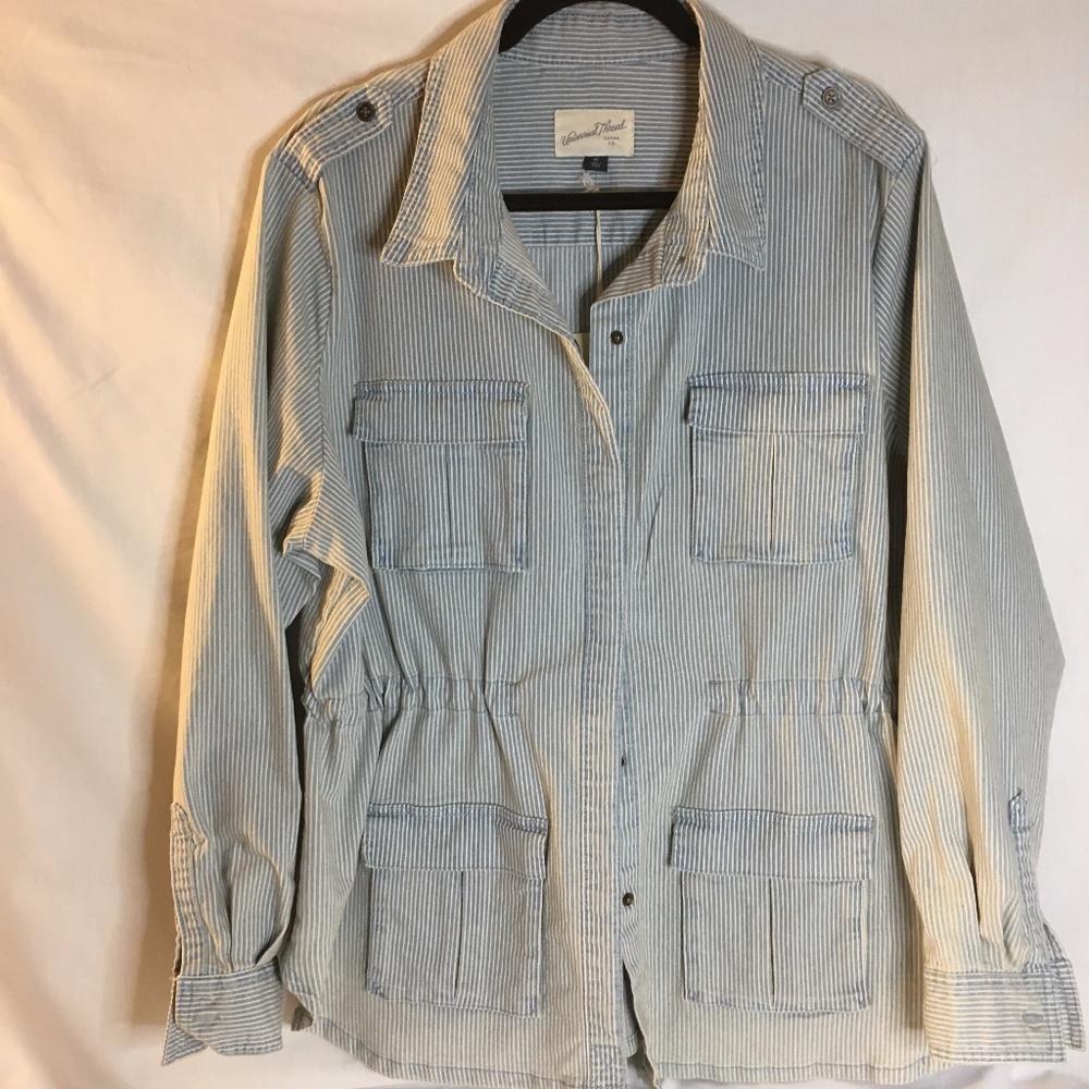 NWT  Universal Threads Women's Pinstriped Denim Utility Jacket XL